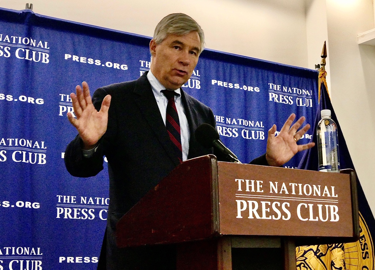 Rhode Island Senator Sheldon Whitehouse spoke on the influence of corporate “dark money” on the U. S. judicial system especially the Supreme Court. Photo by Marshall H. Cohen