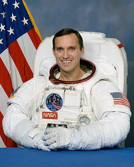 Retired NASA astronaut Carl Walz