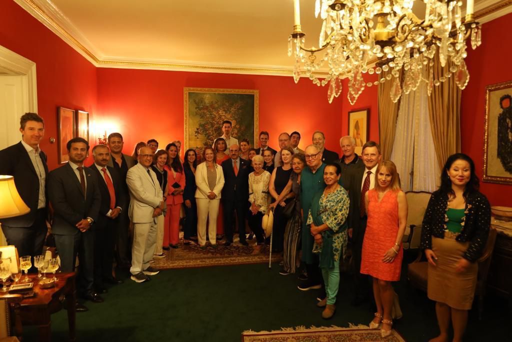 Photo of the International Correspondents Team visit with the Pakistani ambassador
